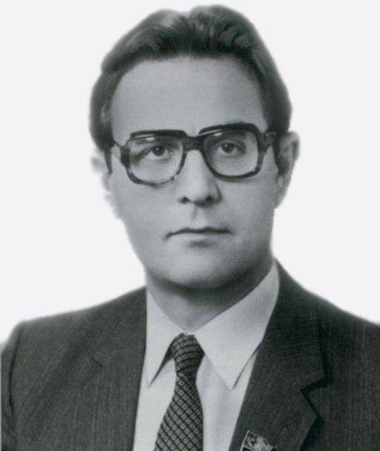 Yuri Ovchinnikov